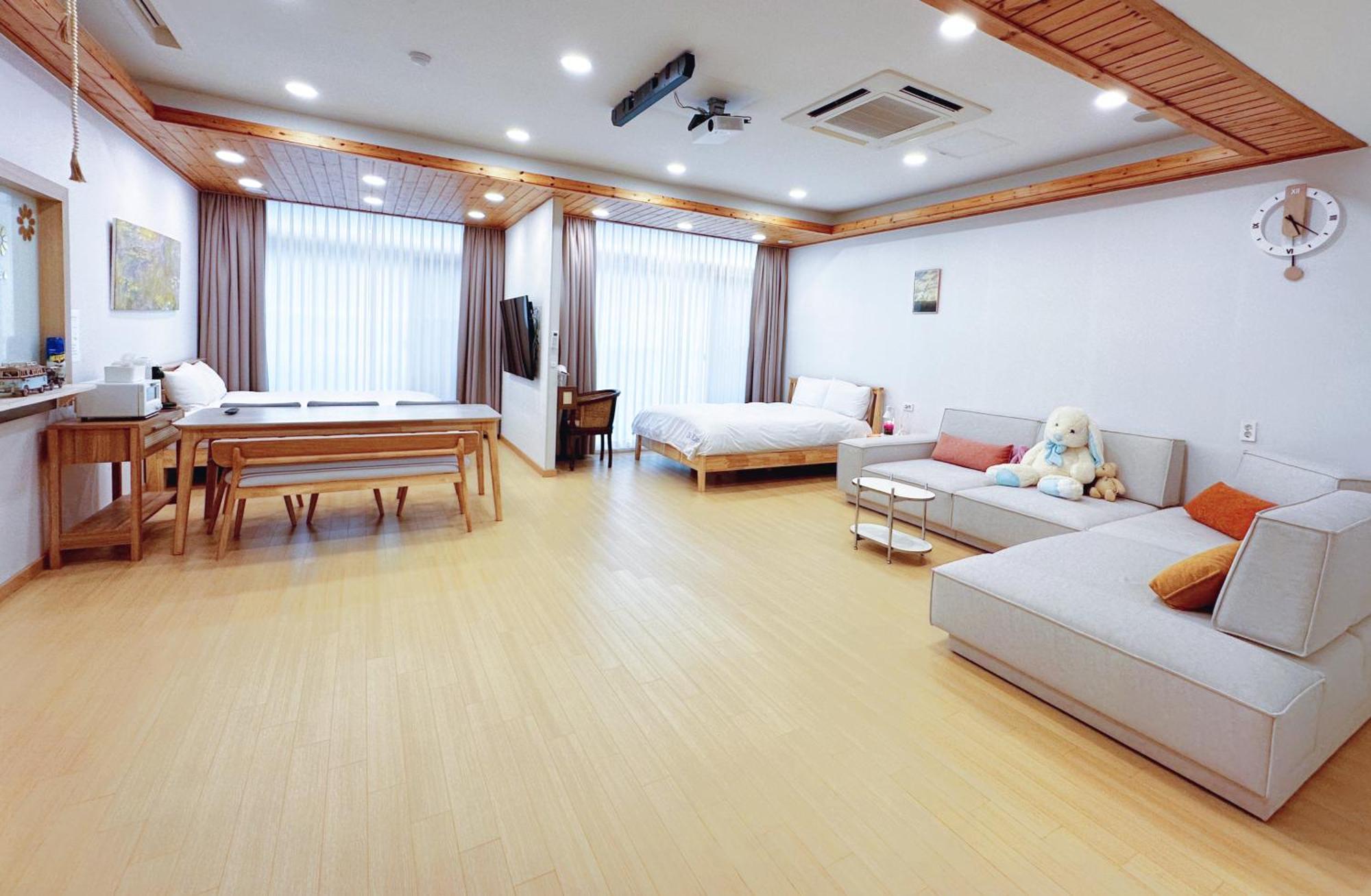 Zio Pinetree Otel Yangyang Dış mekan fotoğraf